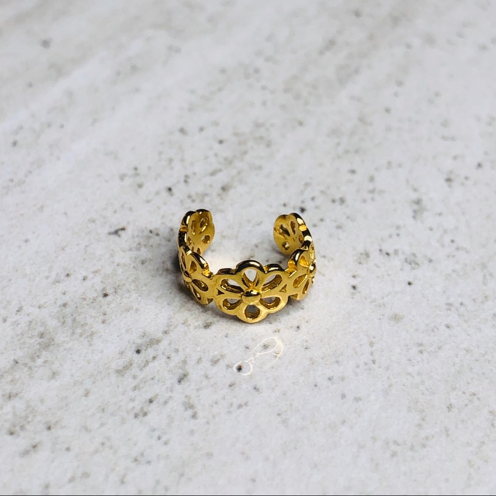 925 Sterling Silver Gold Flower Ear Cuff - Picture 3 of 16